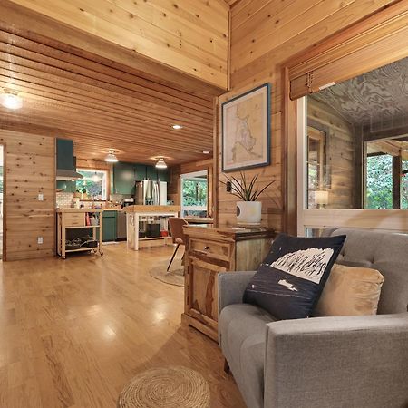 Woods Waves: Luxury Coast Cabin King Beds Pets Tillamook Kültér fotó