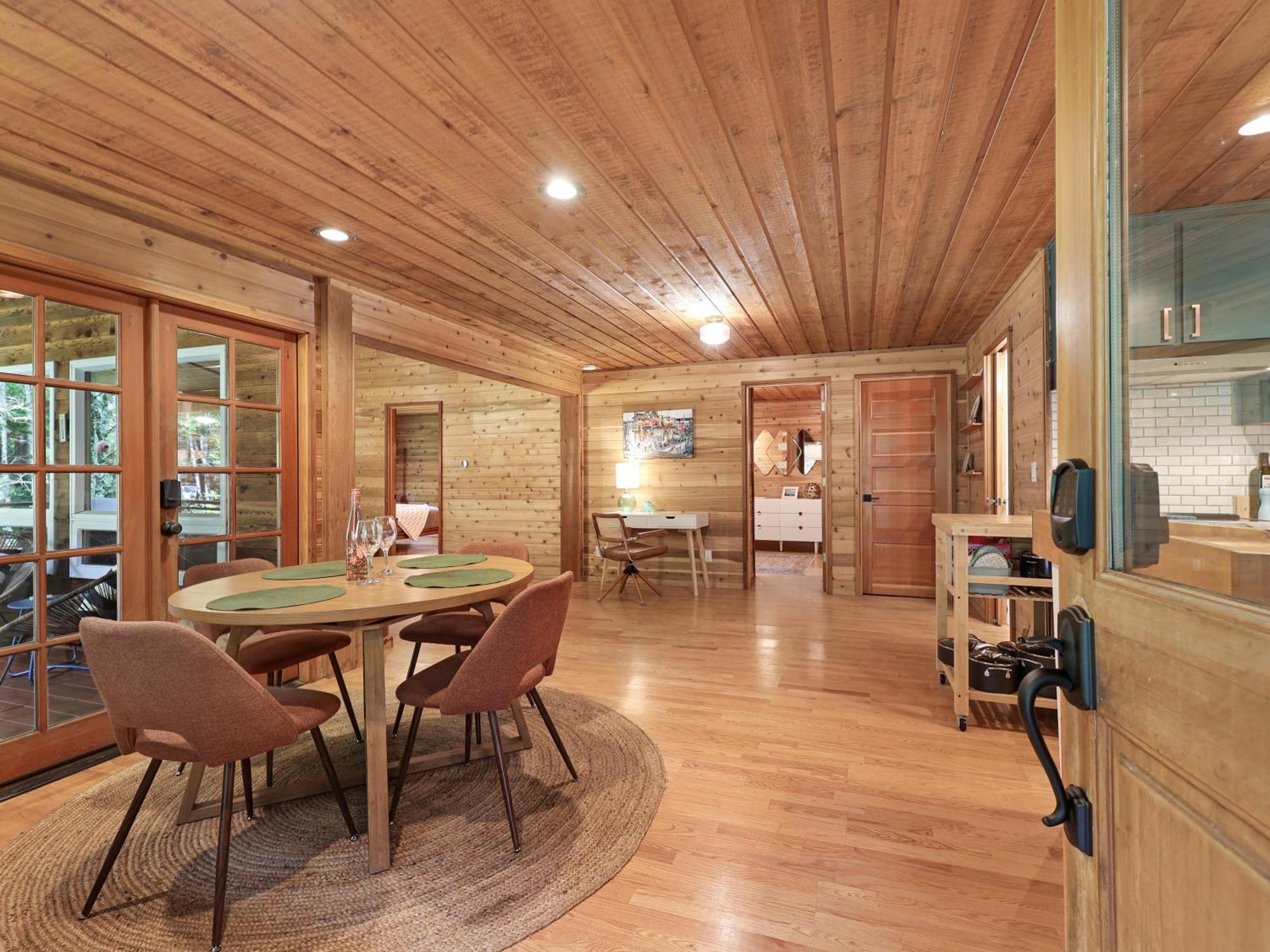 Woods Waves: Luxury Coast Cabin King Beds Pets Tillamook Kültér fotó