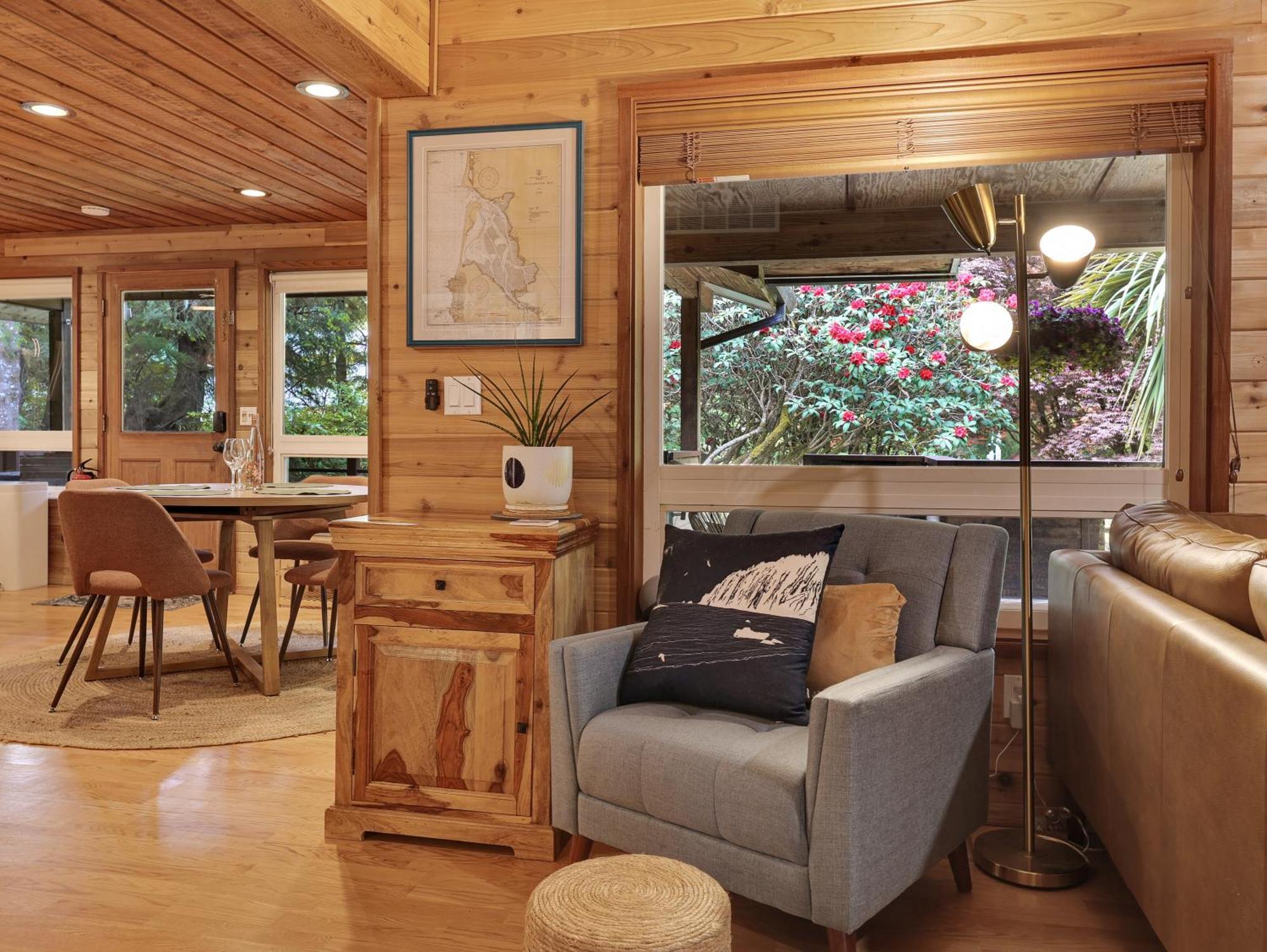 Woods Waves: Luxury Coast Cabin King Beds Pets Tillamook Kültér fotó