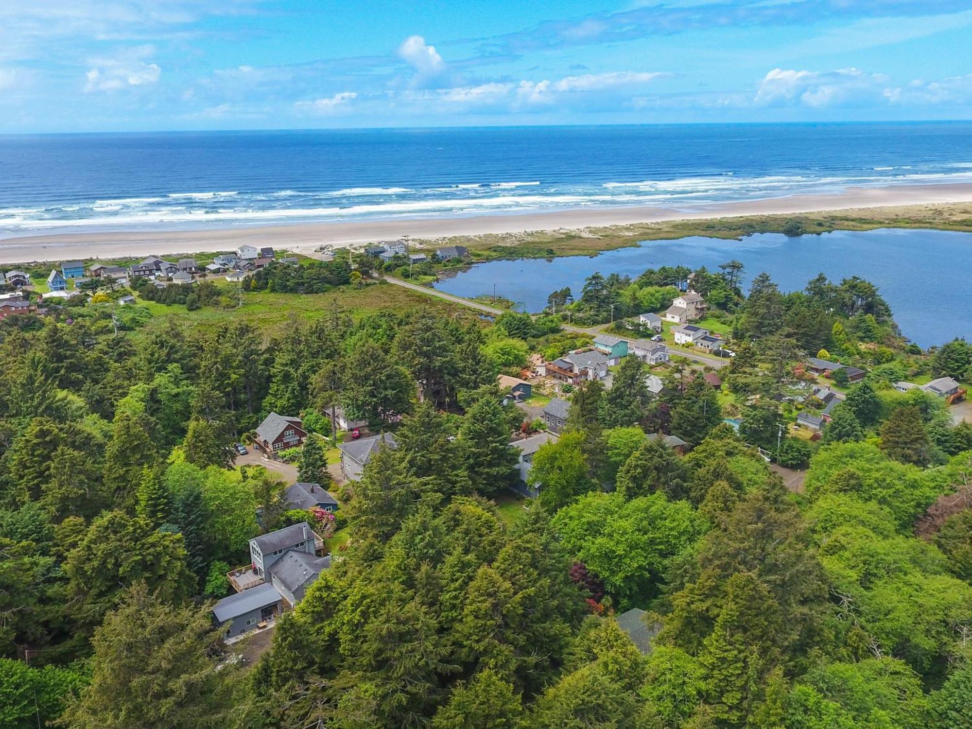 Woods Waves: Luxury Coast Cabin King Beds Pets Tillamook Kültér fotó